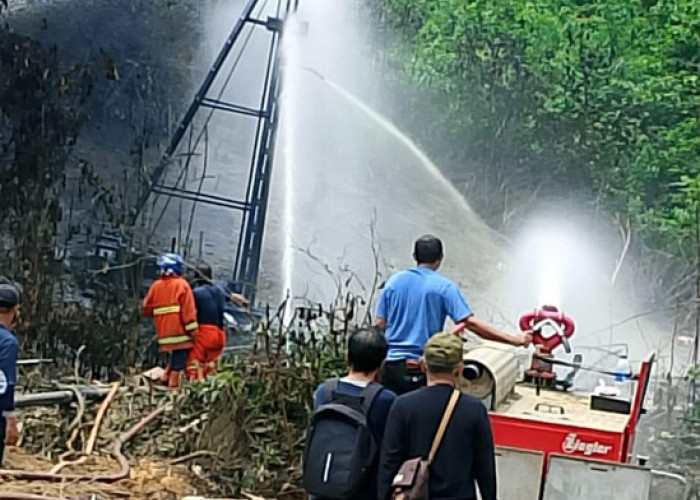 Akhirnya Kebakaran Sumur Minyak Ilegal di Senami Padam, Ucok Padang Lawas Cs Belum Tertangkap