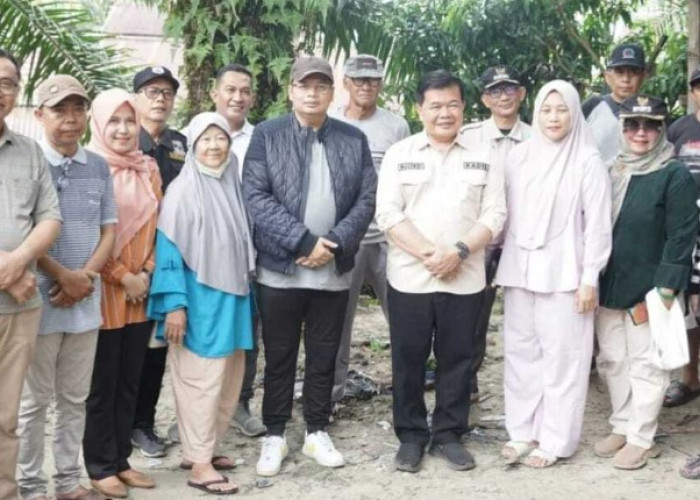 Pimpinan DPRD Kota Jambi Tinjau Bangunan Pagar Hampir roboh 