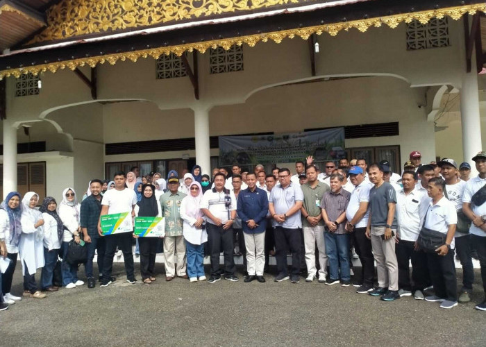 Wakil Bupati Bungo Lepas Kontingen Penas KTNA ke XVI ke Padang