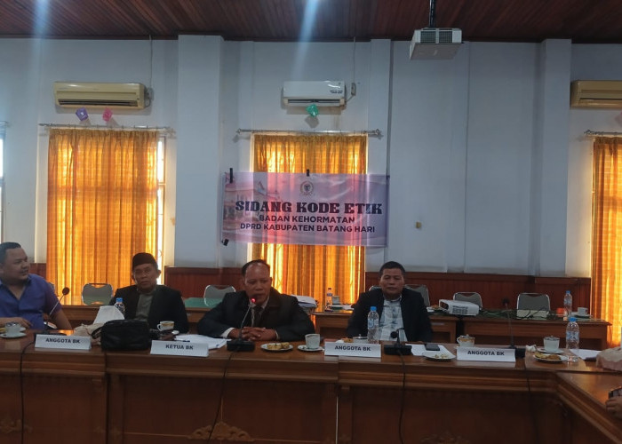 Sidang Etik Anggota DPRD Batang Hari Menghadirkan Barang Bukti,  Dinilai Coreng Nama Baik
