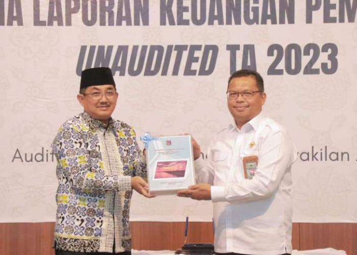 Bupati Serahkan LKPD Unaudited TA 2023 Ke BPK RI Perwakilan Provinsi Jambi