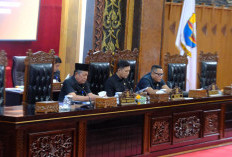 Wagub Sani Sebut 5 Ranperda Inisiatif DPRD Beri Manfaat Positif, Dorong Kelancaran Penyelenggaraan Pemerintaha