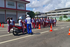 Pahami Perilaku Berkendara yang Bisa Sebabkan Kecelakaan Bersama Safety Riding Sinsen