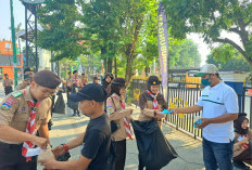 Udara Berasap, Kesehatan Tetap Utama! ADYA Group dan IJTI Jambi Bagikan Masker Gratis
