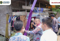 Wamen Ossy Serahkan Sertifikat bagi MBR di Kalsel, Dukung Penyediaan Rumah Layak Huni Lewat Legalitas Tanah