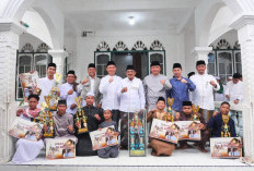 Bupati dan Wakil Bupati Tanjab Barat Melaksanakan Salat Iduladha 1447 H di Ponpes Al Baqiyatush Shalihat