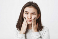 Stop Pencet Jerawat! Ini Solusi Praktis Biar Jerawat Cepat Hilang