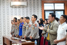 Pesan Menyentuh Kapolda Jambi Saat Ibadah Binrohtal: Polisi Harus Mulai Tugas dengan Doa