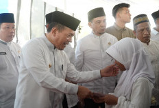 Lebaran Yatim Nasional, Gubernur Jambi Serahkan Santunan untuk 2.000 Anak Yatim dan Difabel