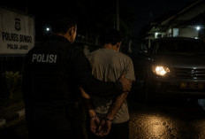 Cemburu Gegara Istrinya Dibonceng Pria Lain! Pria di Bungo Tabrak Korban dengan Triton Hingga Luka Berat