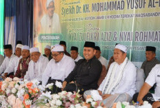 Saat Hadiri Haul KH Abdul Aziz, Bupati Merangin M. Syukur Kenang Kisah Emosional Bersama Almarhum