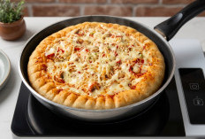 Resep Praktis Bikin Pizza Teflon Rumahan yang Empuk, Lumer, dan Anti Gagal
