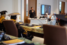 Perjalanan Panjang Berbuah Manis! Budi Setiawan Resmi Raih Gelar Doktor di Universitas Jambi