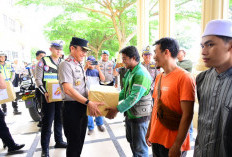 Jelang HUT Bhayangkara ke-80, Polda Jambi Lepas 1.000 Paket Sembako! Ojol, hingga Petugas Kebersihan Kebagian
