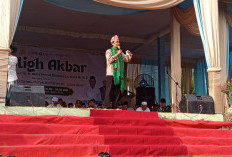Ribuan Jemaah Padati Tabligh Akbar Bersama UAS di Batin XXIV, Hujan Tak Surutkan Semangat Menuntut Ilmu