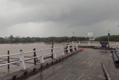 Jembatan Dermaga Sungai Limau di Tanjab BaratAmbruk! Dua Pekerja Pengelasan Hilang Terseret Arus
