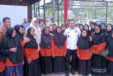 Bupati Tanjab Timur Membuka Secara Resmi Sekolah Lansia Tangguh Standar-2 SKK Migas-PetroChina 
