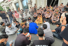 Serikat Mahasiswa Jambi Kembali Demo di DPRD Provinsi Jambi, Tuntut Evaluasi MBG dan Koperasi Merah Putih