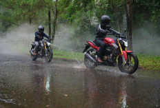 Hari Ini Kota Jambi Diwarnai Hujan, Warga Diimbau Lebih Berhati-hati Saat Berkendara 