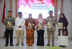Bupati dan Bunda Literasi Tanjab Barat Luncurkan Buku Kuliner Khas Daerah pada Pengukuhan Bunda Literasi 2026