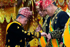 Hari Bersejarah! Kapolda Jambi Dianugerahi Gelar Adat Melayu 'Adipati Utamo Siginjai Sakti'