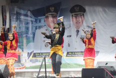 Seni Budaya Minang dan India Bersatu Meriahkan HUT ke-81Republik Indonesia dan Hari Jadi ke-61 Tanjab Barat 