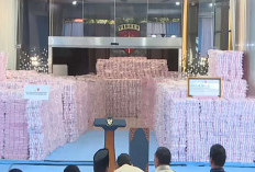 Fantastis! Gunungan Uang Rp 6,6 Triliun Hasil Rampasan Kasus Pelanggaran Kawasan Hutan, Dihadiri Presiden RI