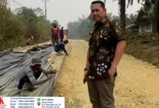 Bupati Merangin Tinjau Pengecoran Jalan Mampun Baru–Pulau Tujuh